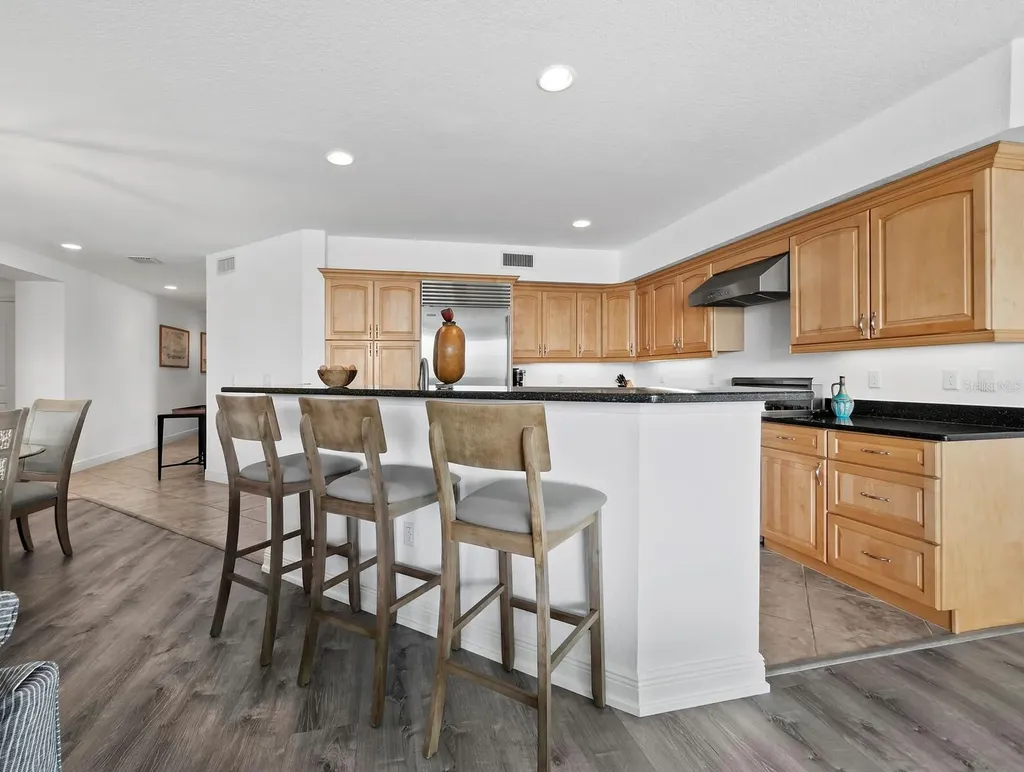 650 Golden Gate Point Sarasota FL 34236