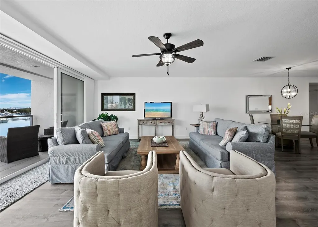 650 Golden Gate Point Sarasota FL 34236