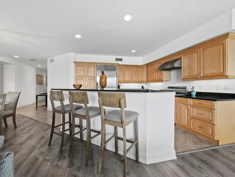 650 Golden Gate Point Sarasota FL 34236