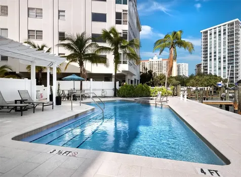 650 Golden Gate Point Sarasota FL 34236