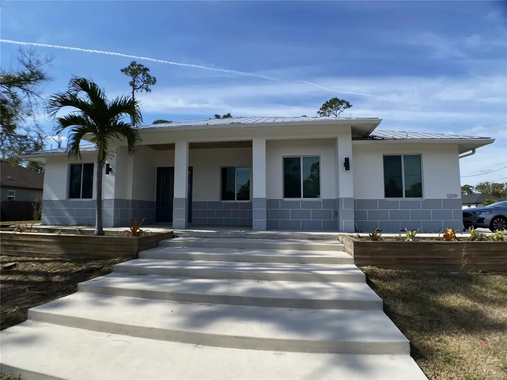 1209 Nordendale Boulevard North Port FL 34288