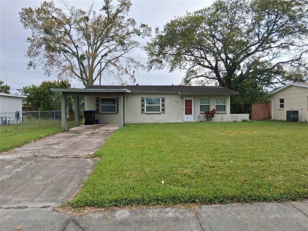 4824 Shoshone Street Orlando FL 32819