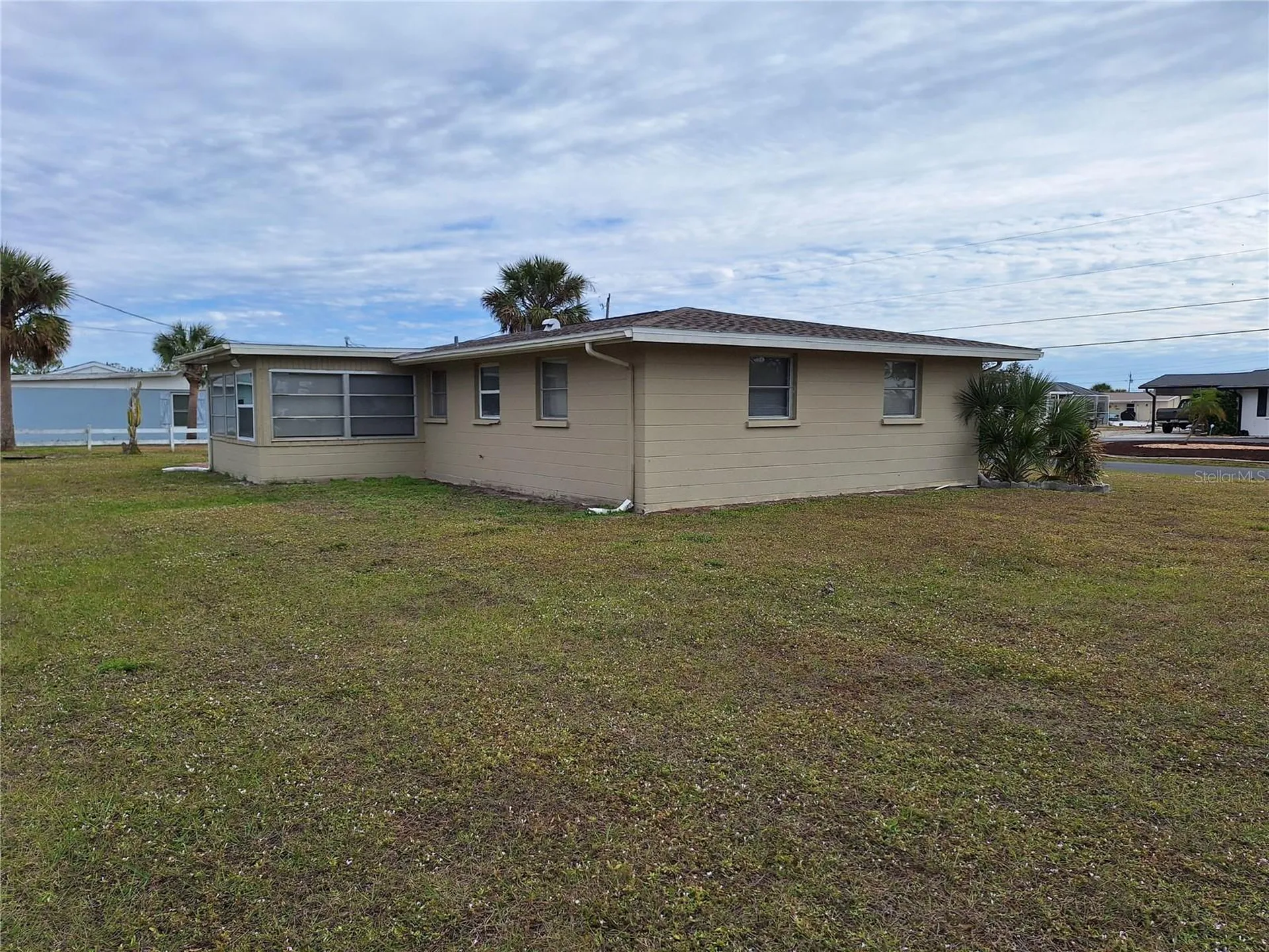 858 E 7th Street Englewood FL 34223