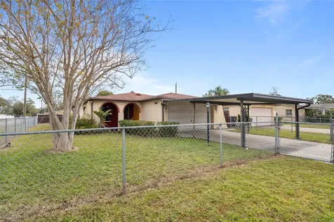 6221 N Lois Avenue Tampa FL 33614