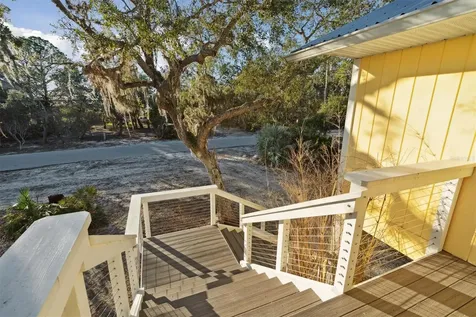 12631 Hodgson Avenue Cedar Key FL 32625