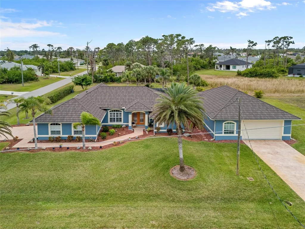 124 Beau Rivage Drive Rotonda West FL 33947