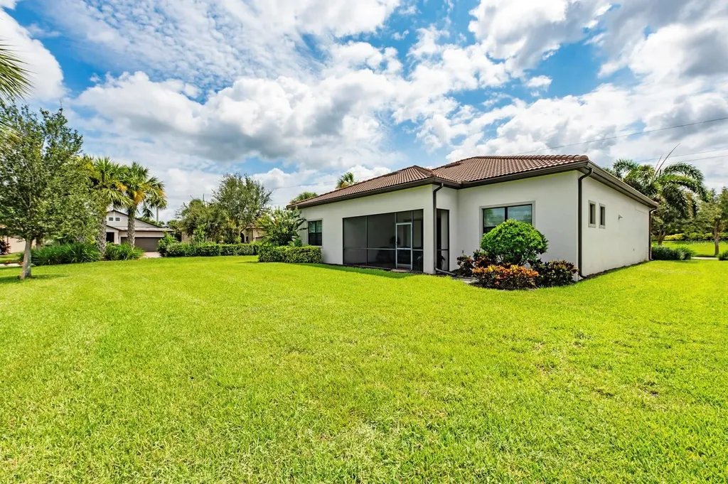 5610 Rain Lily Court Sarasota FL 34238