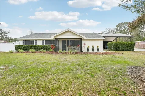 807 Lenna Avenue Seffner FL 33584