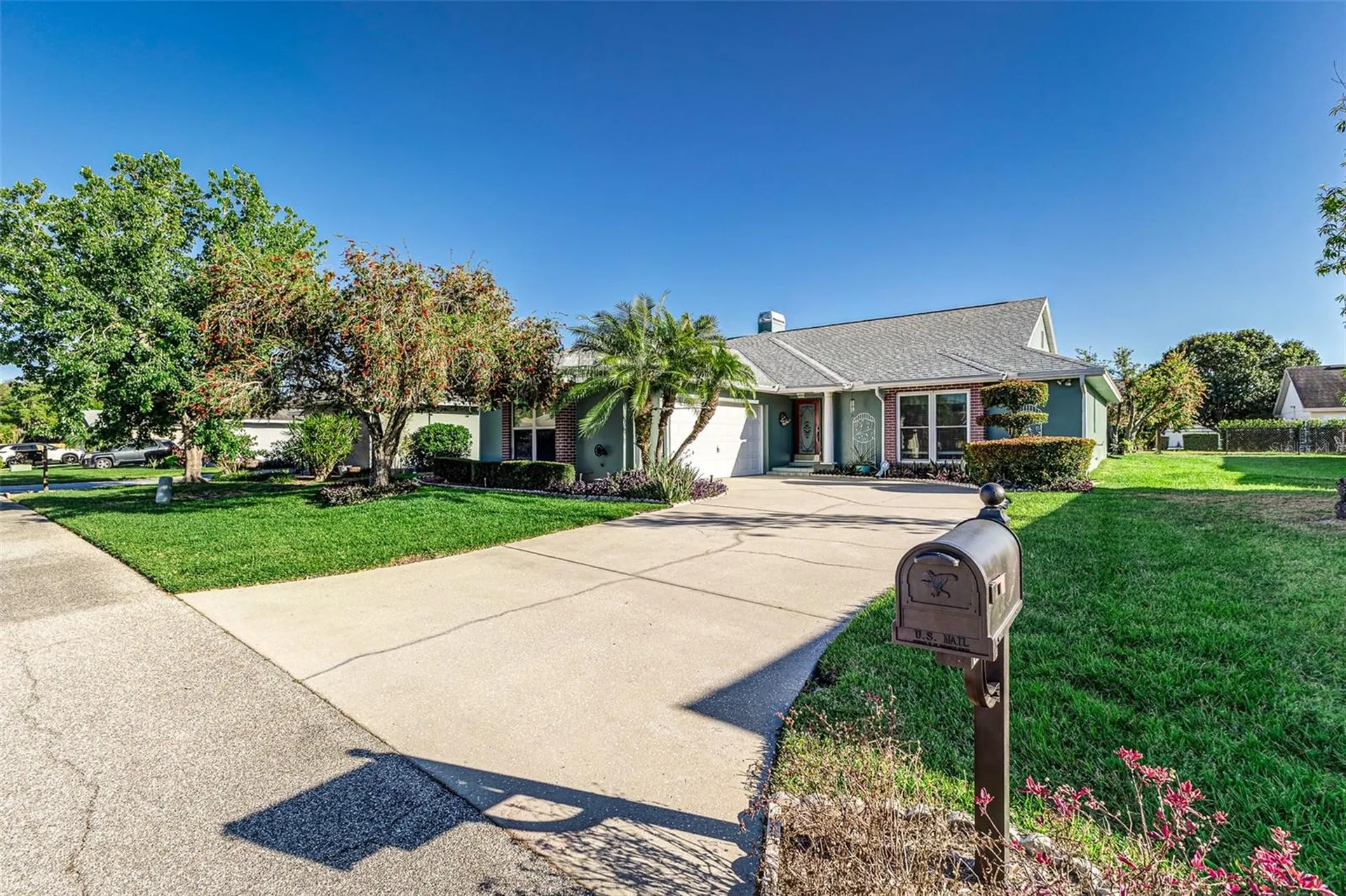 1452 Grand Cayman Circle Winter Haven FL 33884