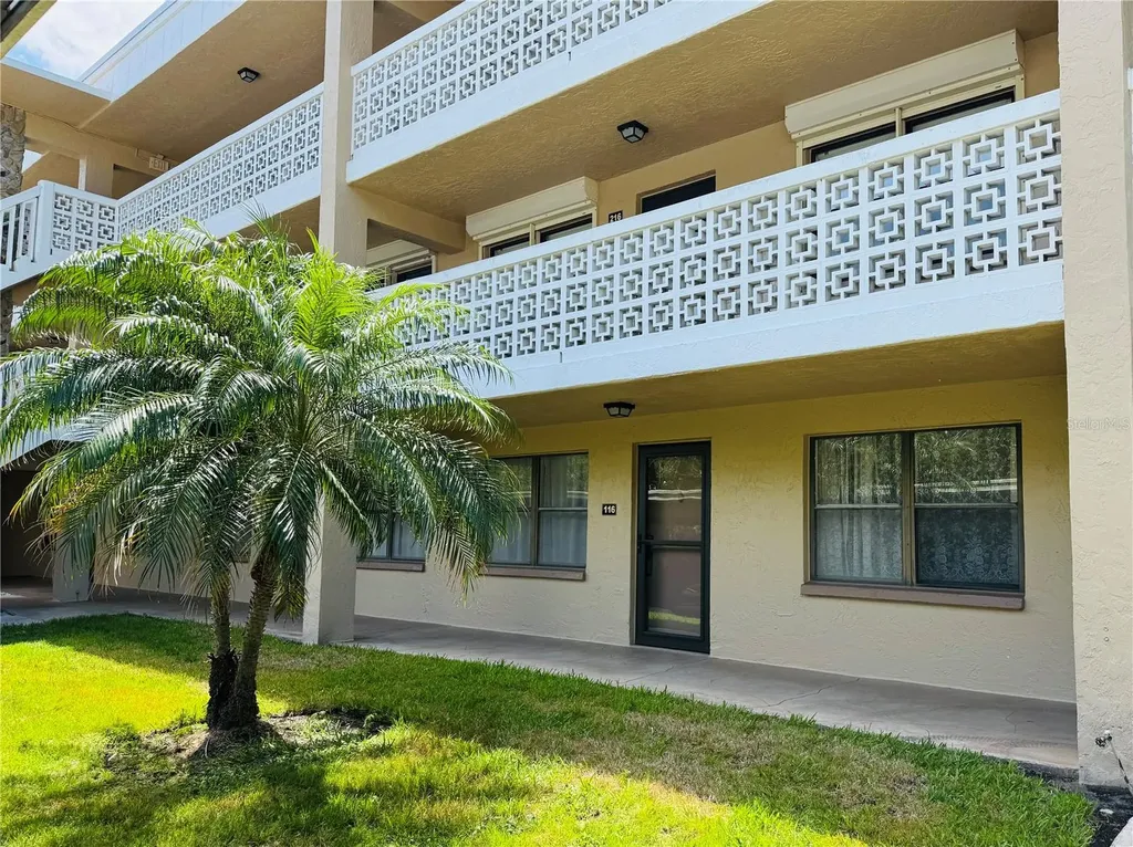 4920 Locust Street NE St Petersburg FL 33703