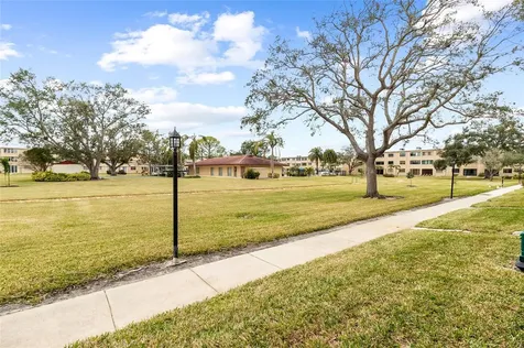 4920 Locust Street NE St Petersburg FL 33703
