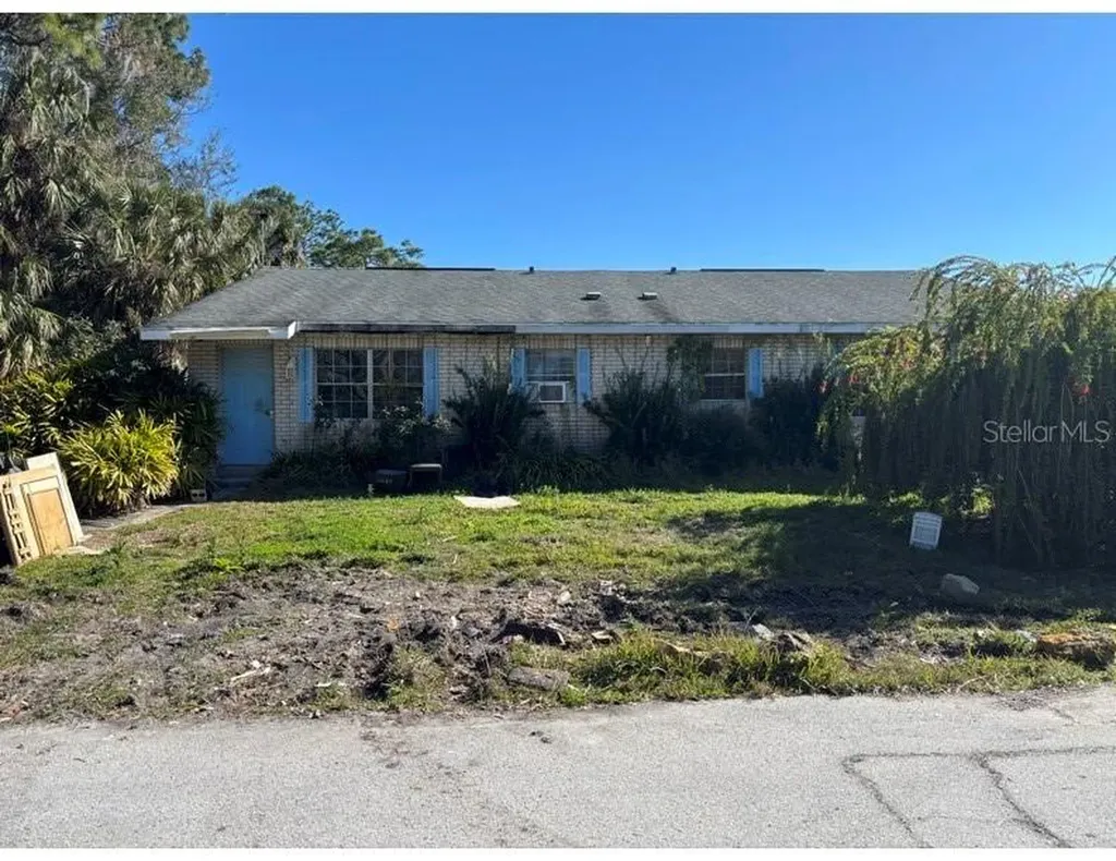 485 N Elmwood Point Crystal River FL 34429