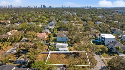 4621 W El Prado Boulevard Tampa FL 33629