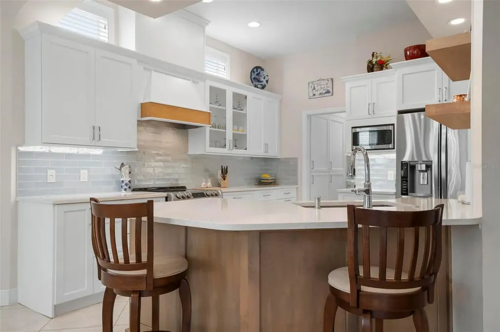 727 Holly Road Anna Maria FL 34216