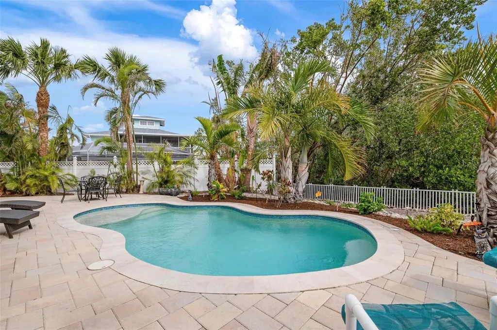 727 Holly Road Anna Maria FL 34216