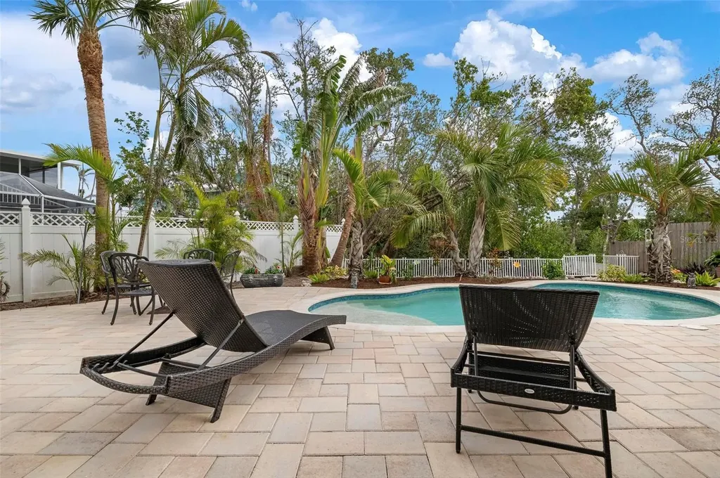 727 Holly Road Anna Maria FL 34216