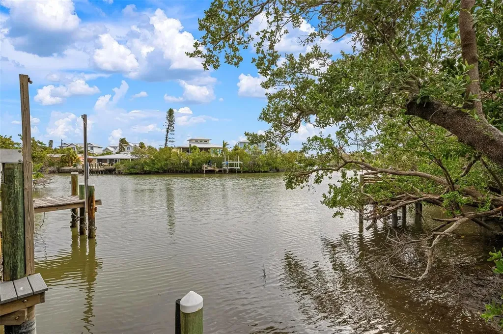 727 Holly Road Anna Maria FL 34216
