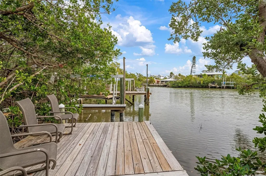 727 Holly Road Anna Maria FL 34216