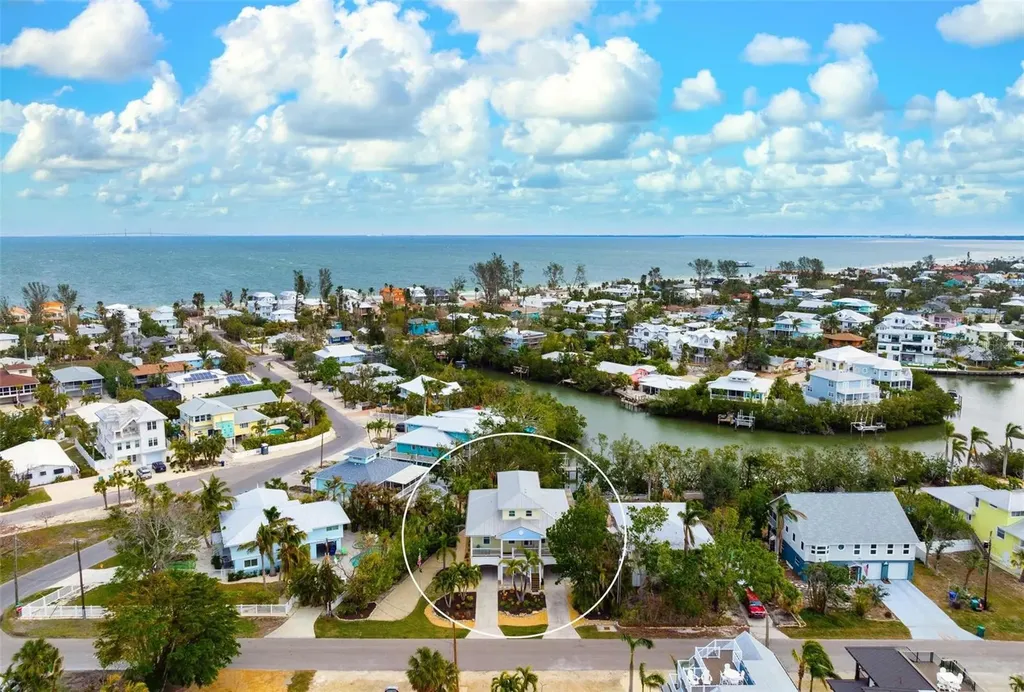 727 Holly Road Anna Maria FL 34216
