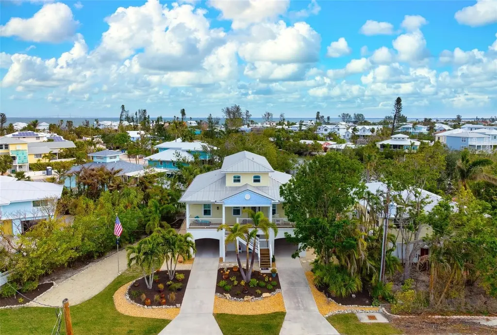 727 Holly Road Anna Maria FL 34216