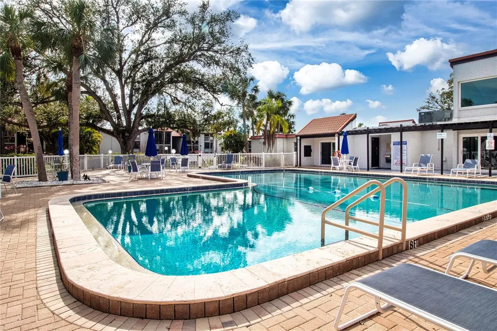 3259 Beneva Road Sarasota FL 34232