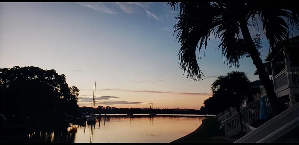 3889 Pompano Drive SE St Petersburg FL 33705