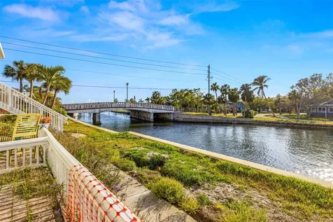 3889 Pompano Drive SE St Petersburg FL 33705