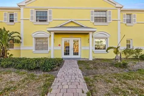 3889 Pompano Drive SE St Petersburg FL 33705