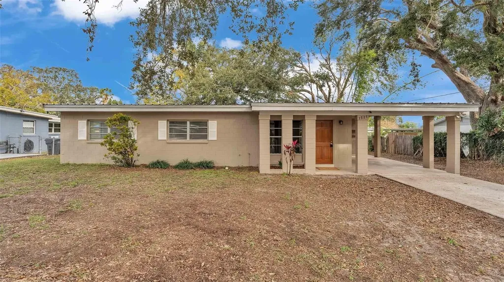1521 Avenue F NE Winter Haven FL 33881