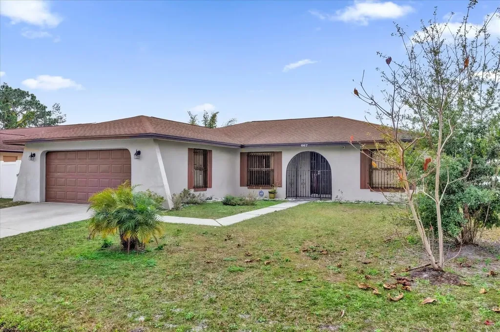 667 Heraldo Court Kissimmee FL 34758
