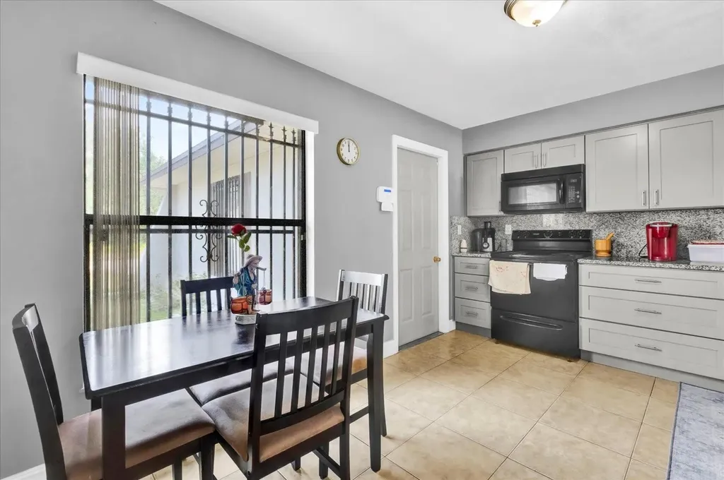 667 Heraldo Court Kissimmee FL 34758
