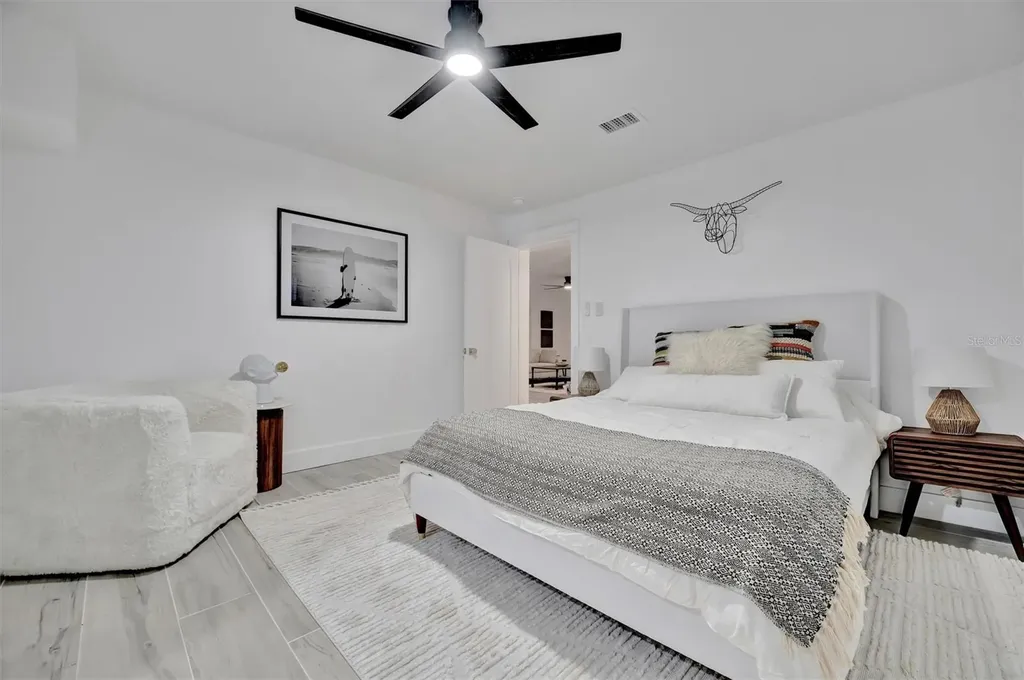 2713 4th Avenue W Bradenton FL 34205