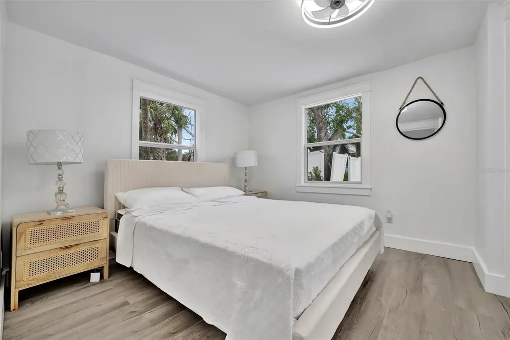 2713 4th Avenue W Bradenton FL 34205