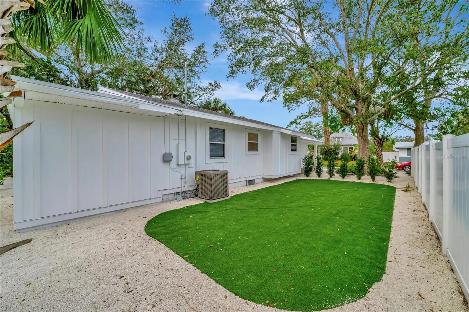 2713 4th Avenue W Bradenton FL 34205
