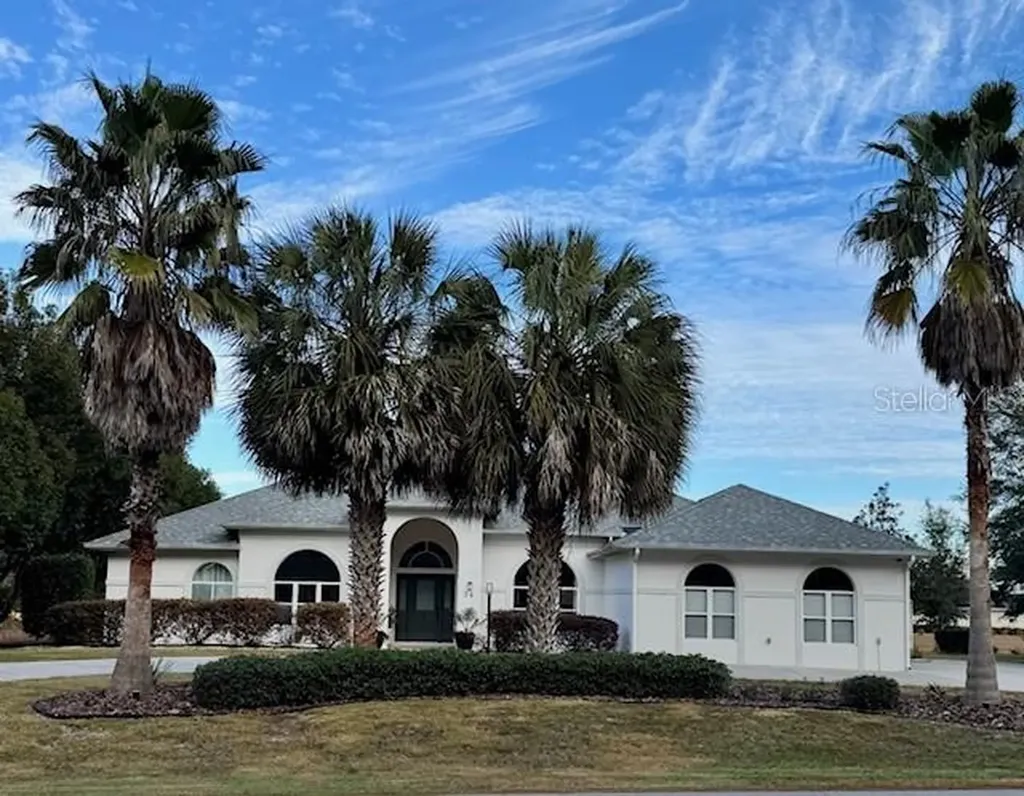 24 N Hambletonian Drive Inverness FL 34453