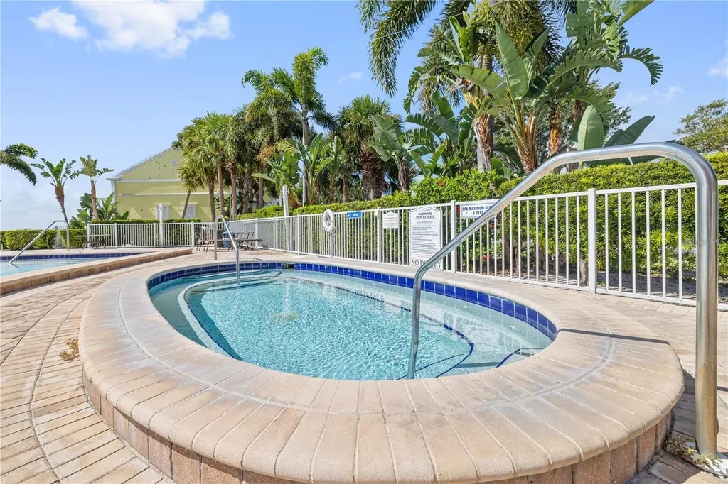 5012 Starfish Drive SE St Petersburg FL 33705