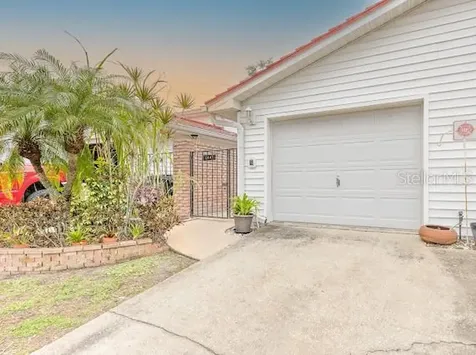 1447 Water View Drive W Largo FL 33771
