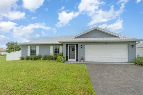2804 NE 2nd Place Cape Coral FL 33909