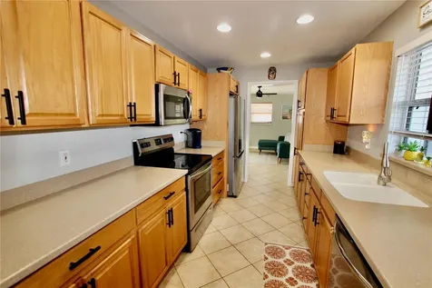 326 Benton Street Orlando FL 32839