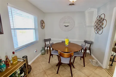 326 Benton Street Orlando FL 32839