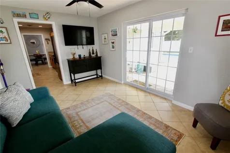 326 Benton Street Orlando FL 32839
