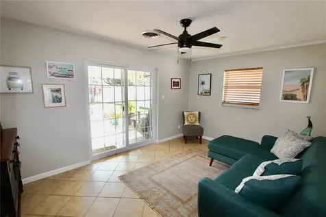 326 Benton Street Orlando FL 32839