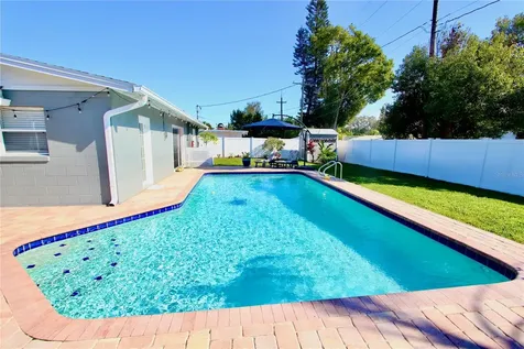 326 Benton Street Orlando FL 32839