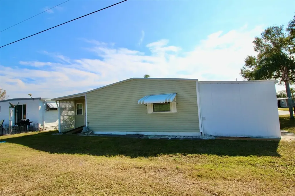 82037 5th Avenue N Pinellas Park FL 33781