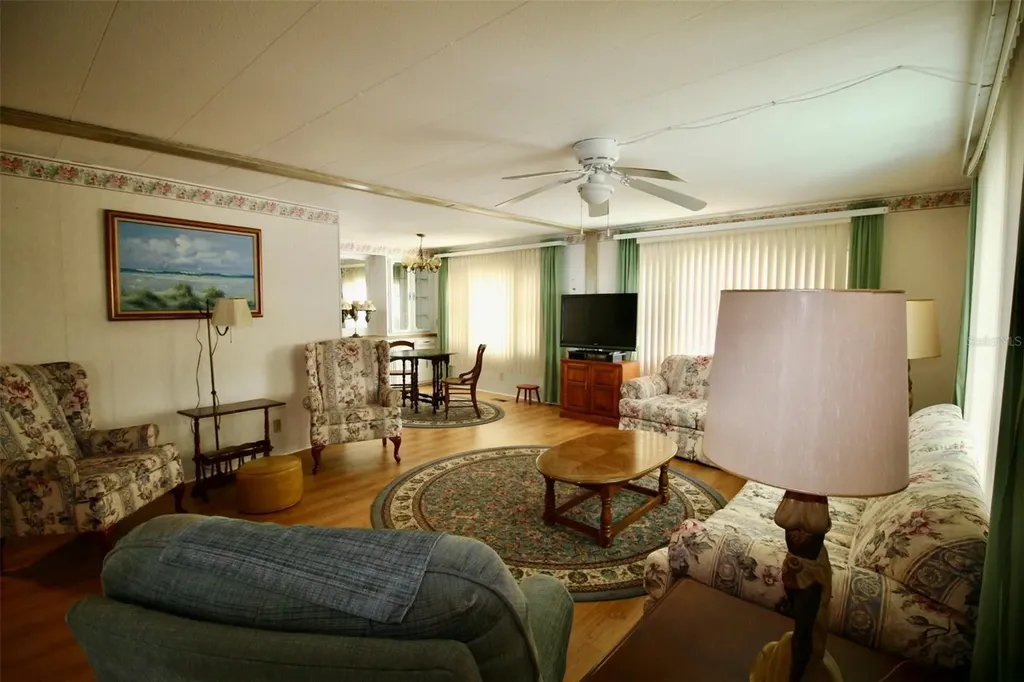 82037 5th Avenue N Pinellas Park FL 33781