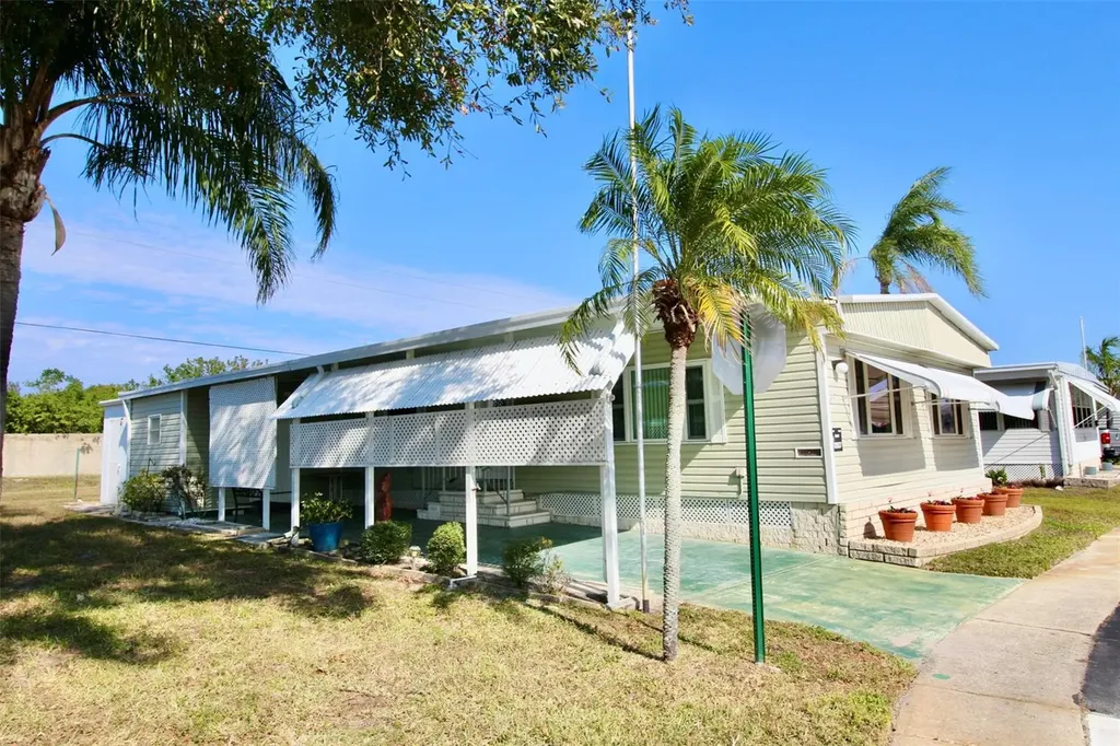 82037 5th Avenue N Pinellas Park FL 33781