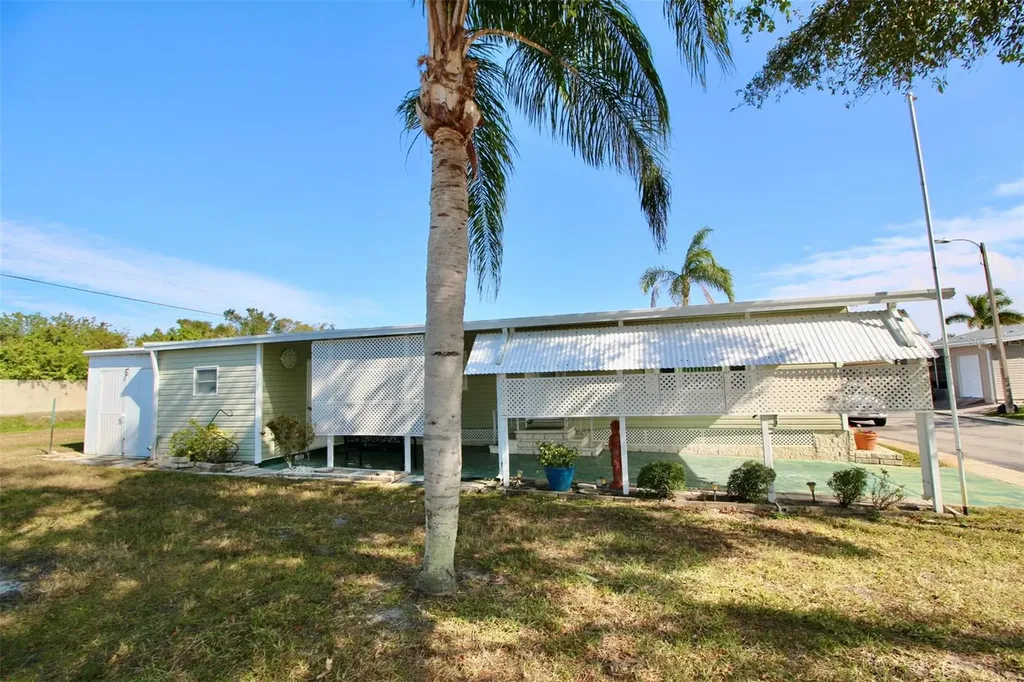 82037 5th Avenue N Pinellas Park FL 33781