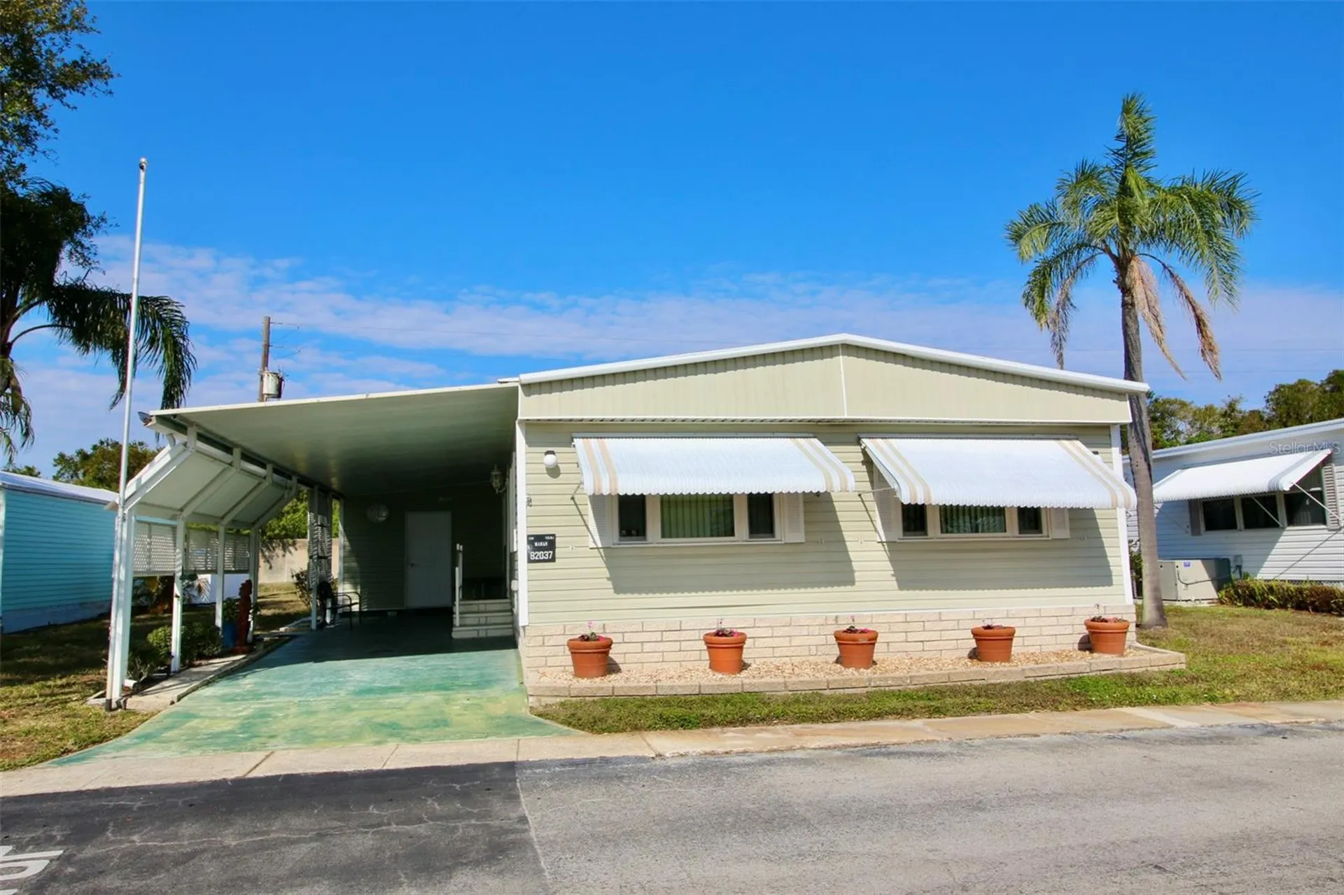 82037 5th Avenue N Pinellas Park FL 33781
