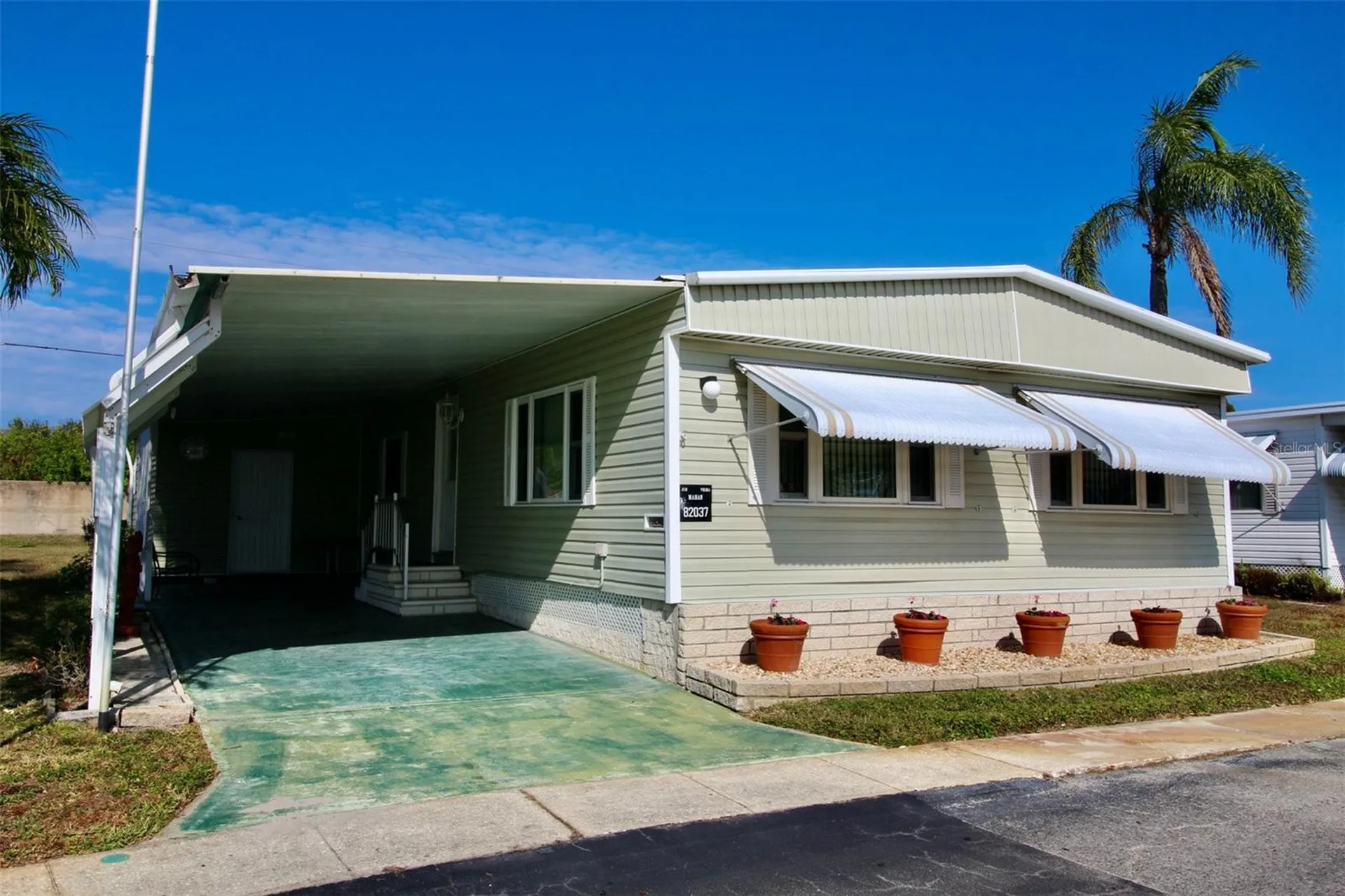 82037 5th Avenue N Pinellas Park FL 33781