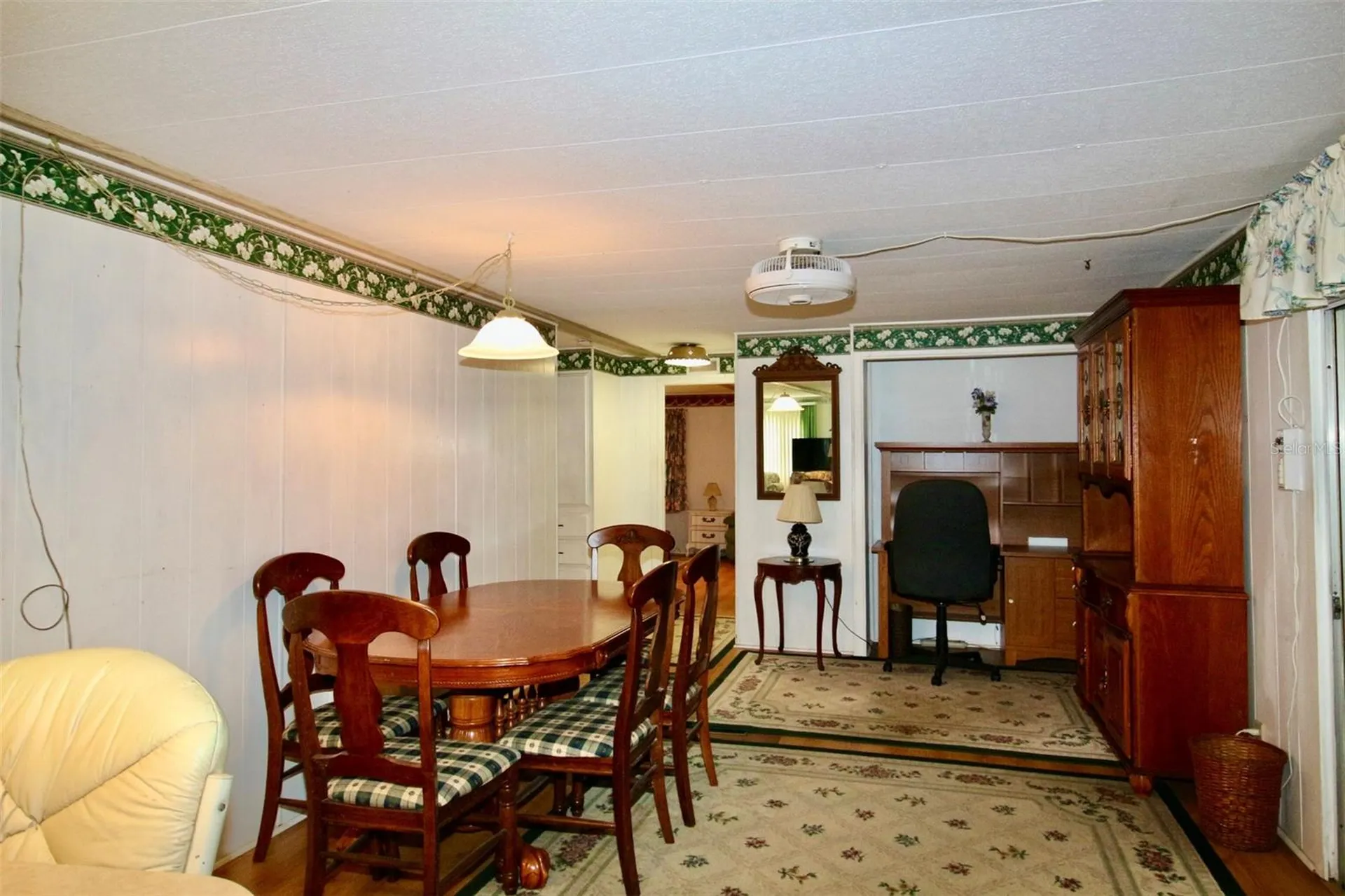 82037 5th Avenue N Pinellas Park FL 33781